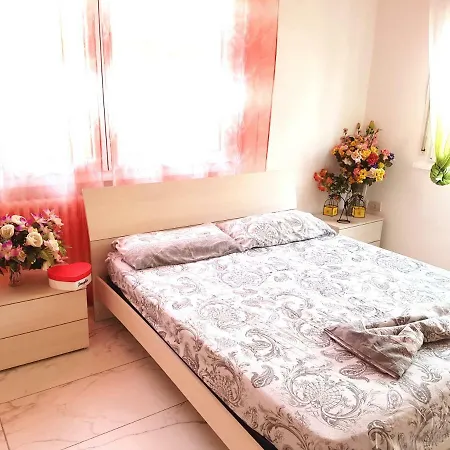 Sandra Apartment *